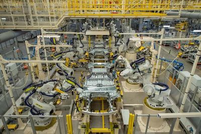 透過聯(lián)想兩大樣板工程，解析5G全連接工廠建設指南